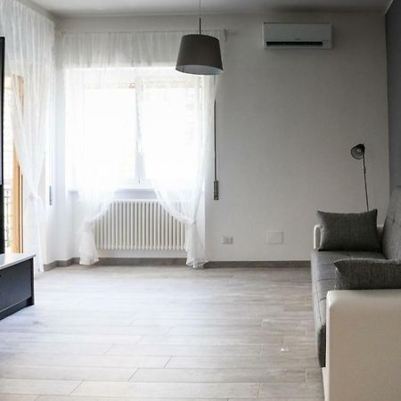 Apartament Nido Di Pina Rzym Zewnętrze zdjęcie